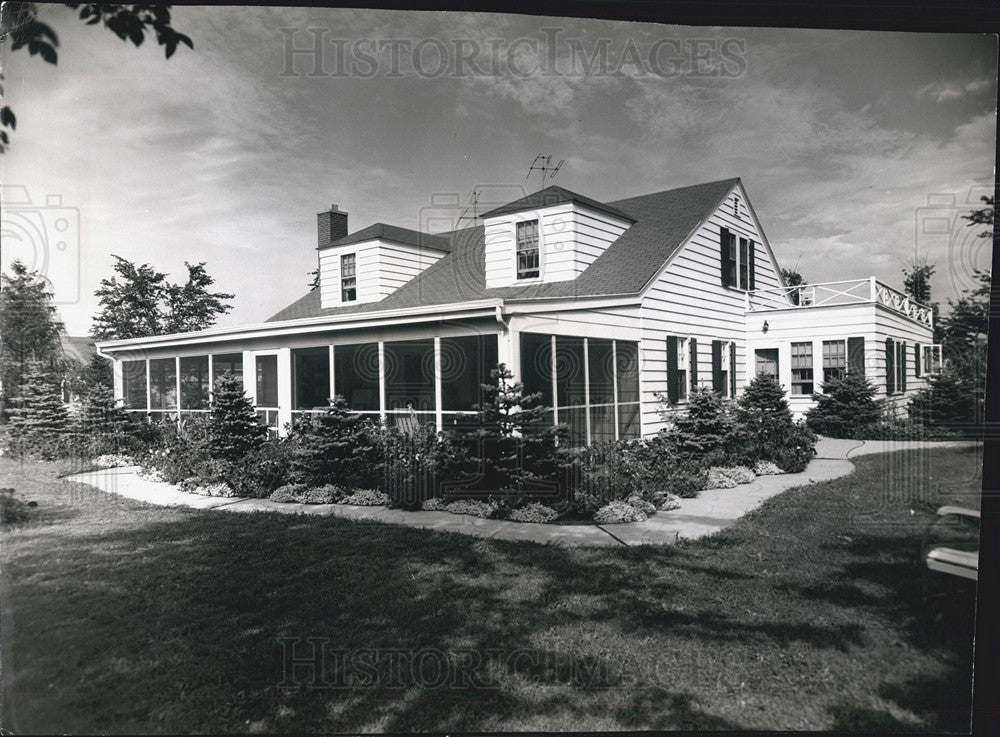 1950 Press Photo Blue Top Farm Ranch Runzels Sheriff Home - Historic Images