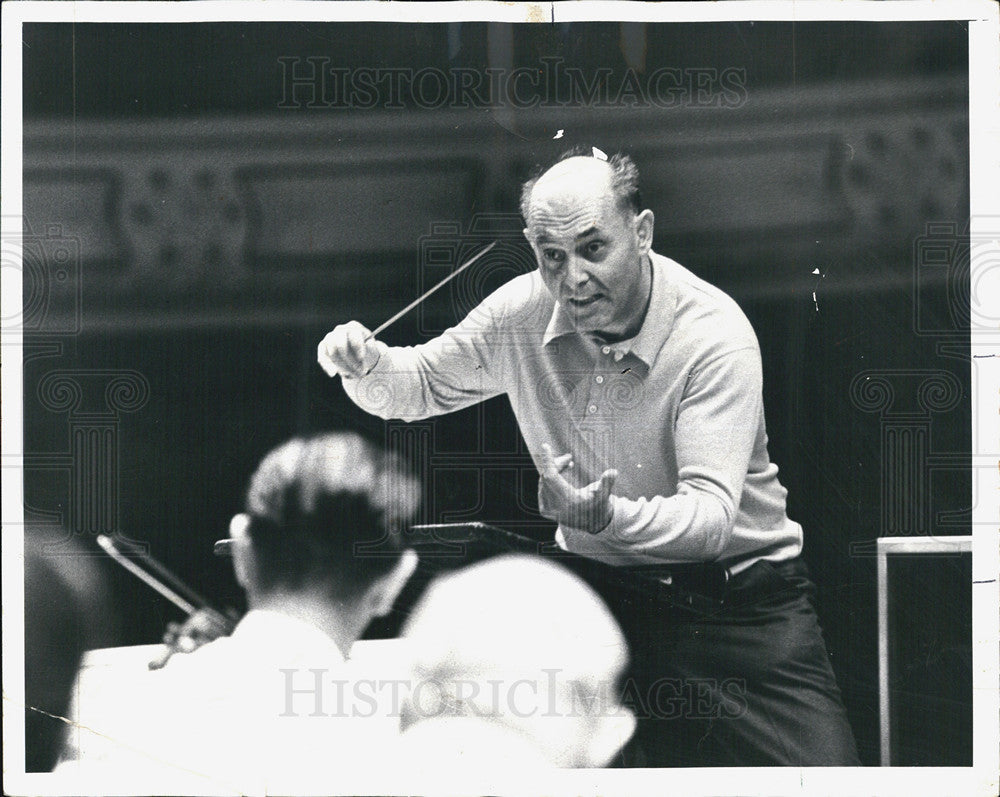 1974 Press Photo Sir Gary Solti Conductor musicians - Historic Images