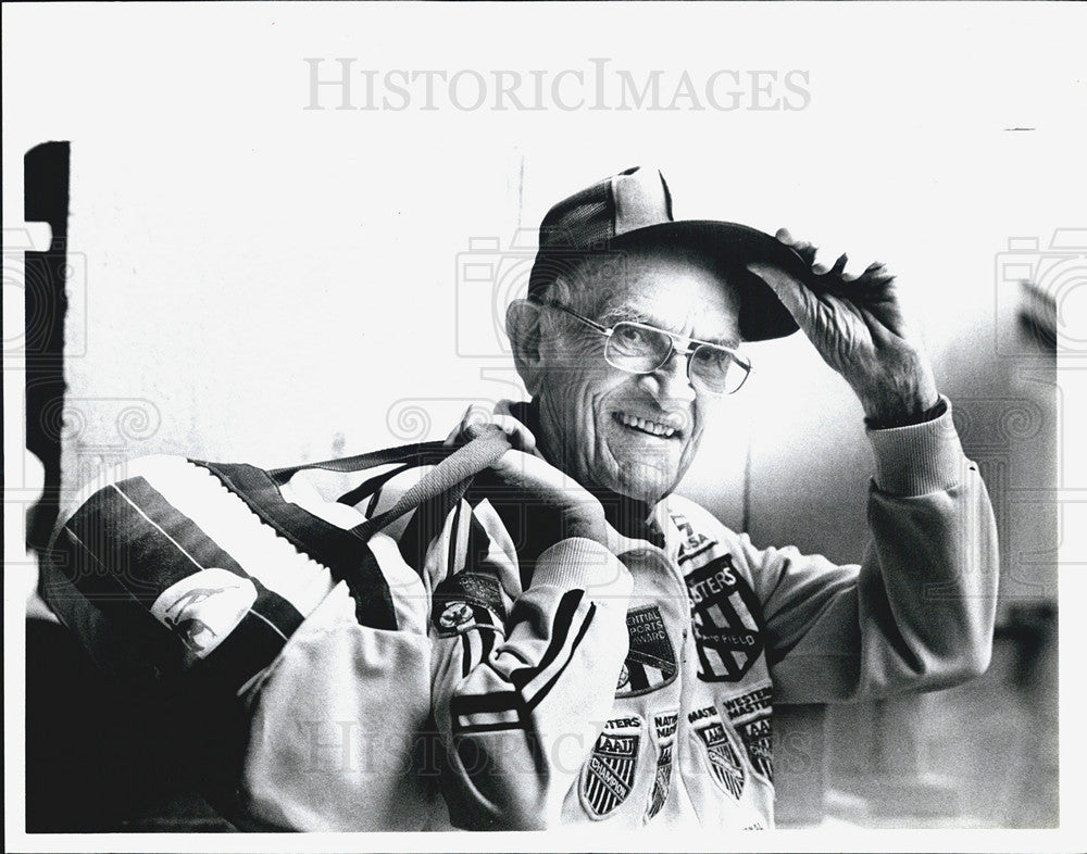 1985 Press Photo Dr. Paul Spangler runner - Historic Images