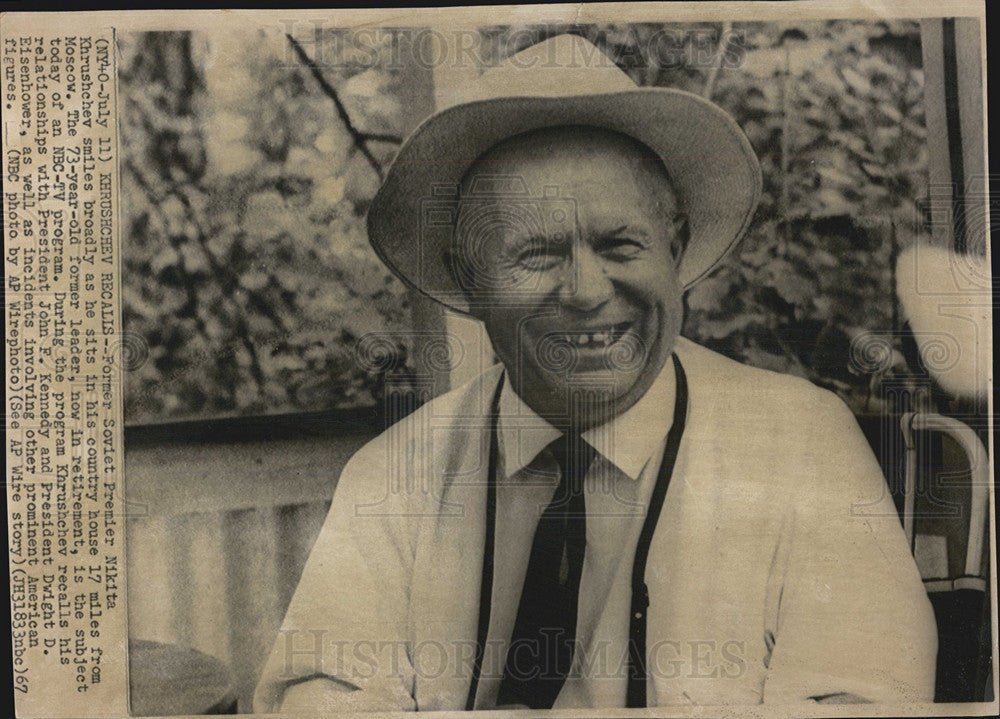 1967 Press Photo Former Soviet Premier Nikita Khrushchev In His Country House - Historic Images