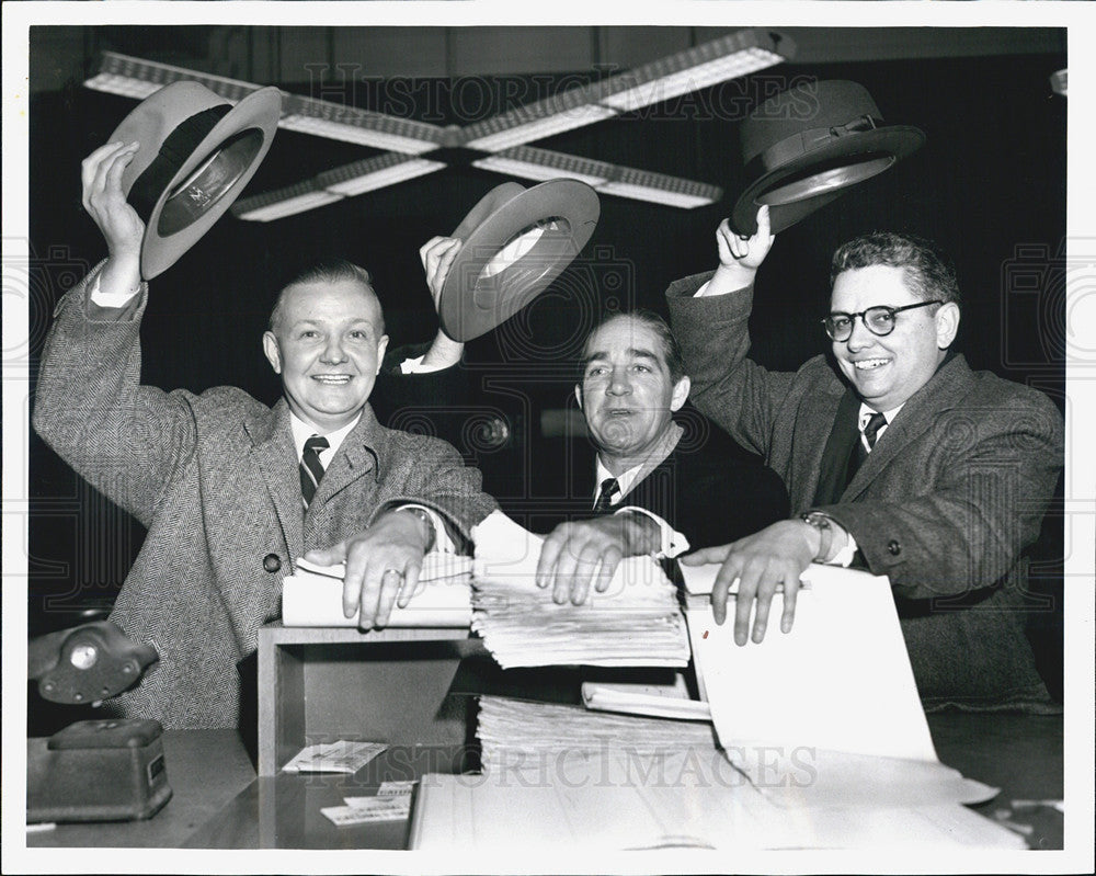 1958 Press Photo Republican candidates at City Hall - Historic Images