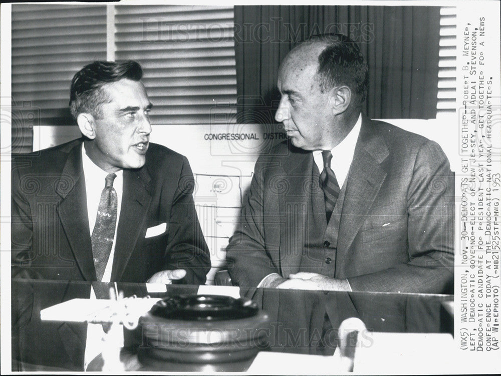 1953 Press Photo Robert Meyner With Adlai Stevenson Democratic Headquarters - Historic Images