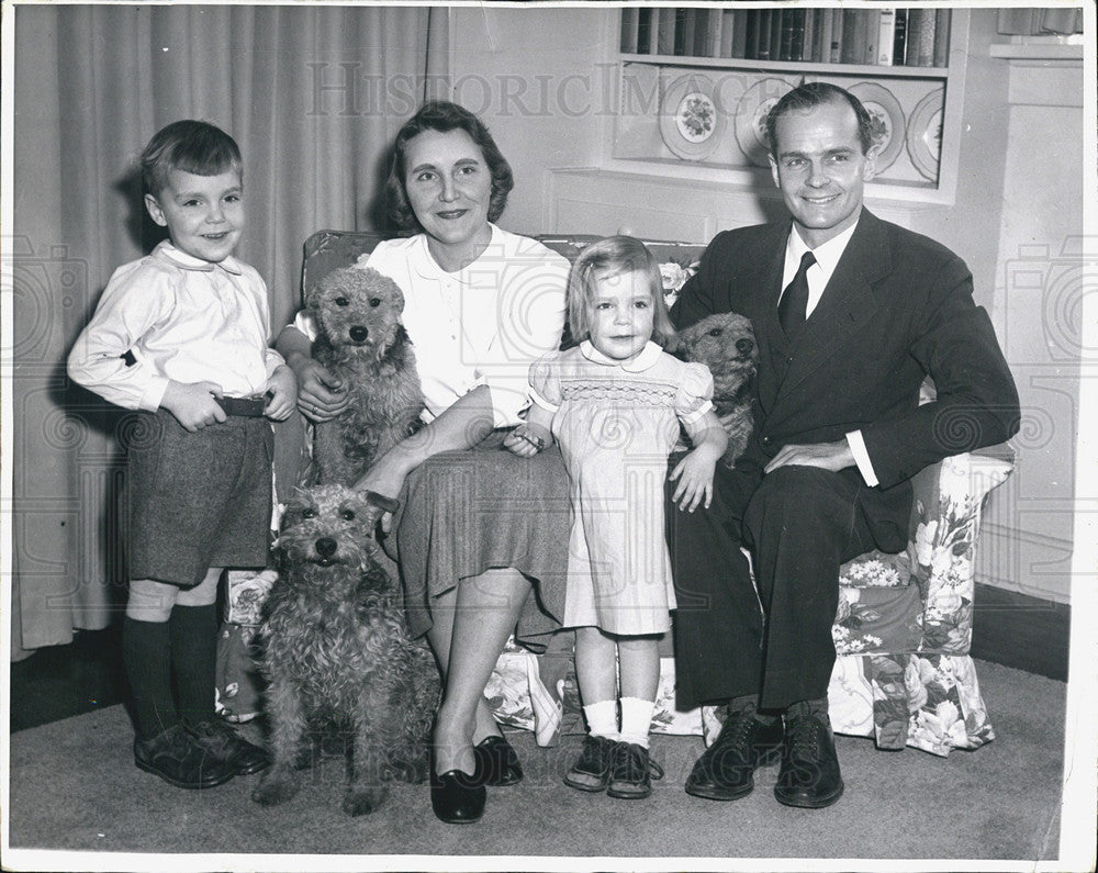 1952 Press Photo William proxmire and family - Historic Images