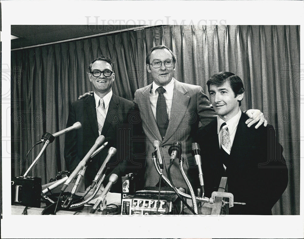 1977 Press Photo Charles G Stalon Commerce Commission State of Illinois - Historic Images