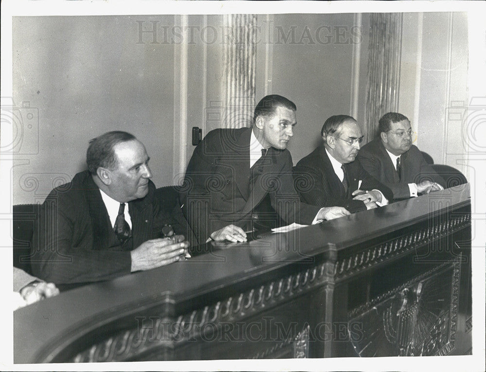 1935 Press Photo Members of the Senate Munitions Investigation Committee - Historic Images