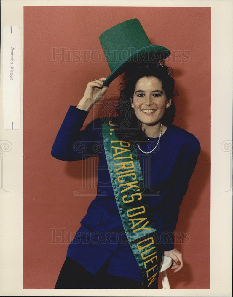 1990 Press Photo Cara Margaret Nolan, St. Patrick&#39;s Day Queen. - Historic Images