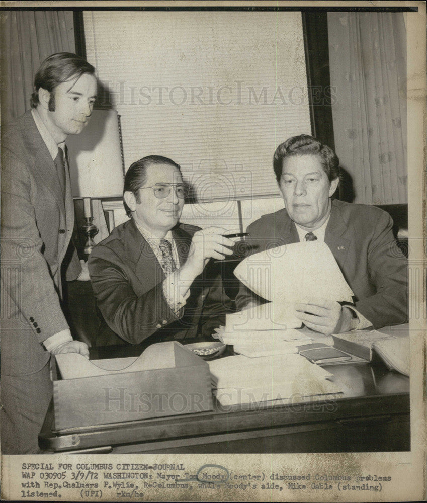 1972 Press Photo Mayor Tom Moody, Rep. Chalmers Wylie, and Mike Gable - Historic Images