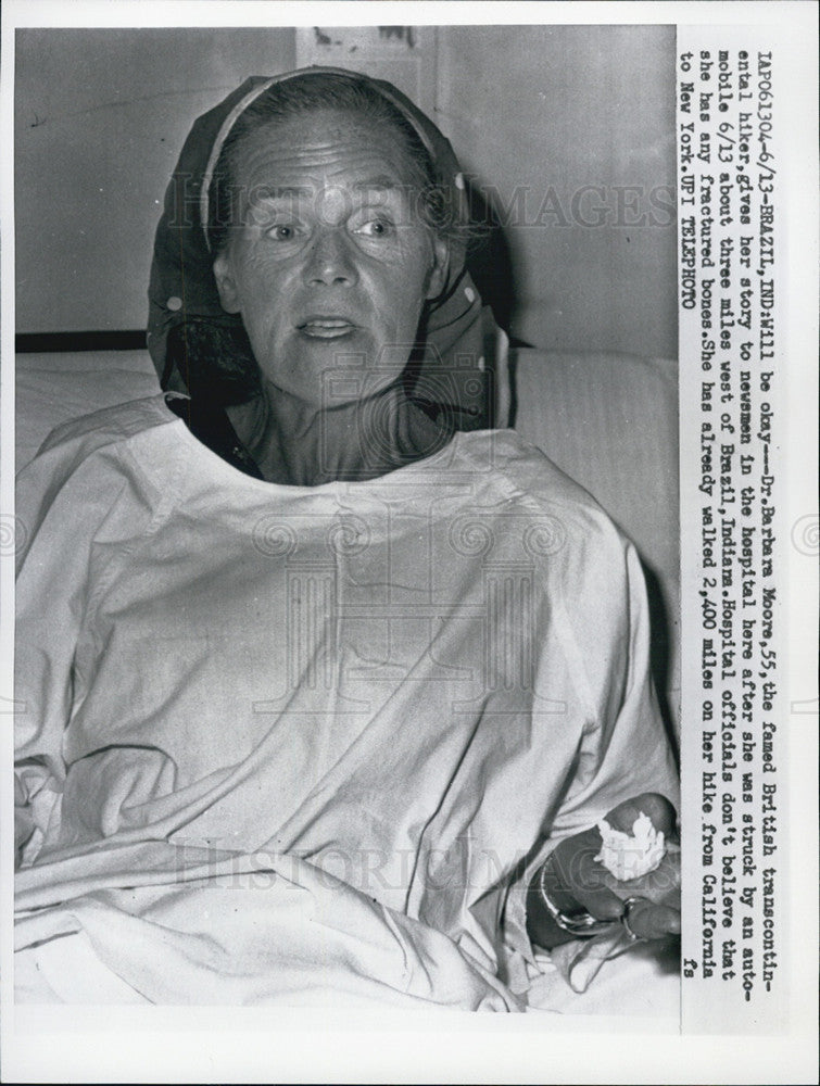 1960 Press Photo Dr. Barbara Moore, famed British Transcontinental hiker - Historic Images