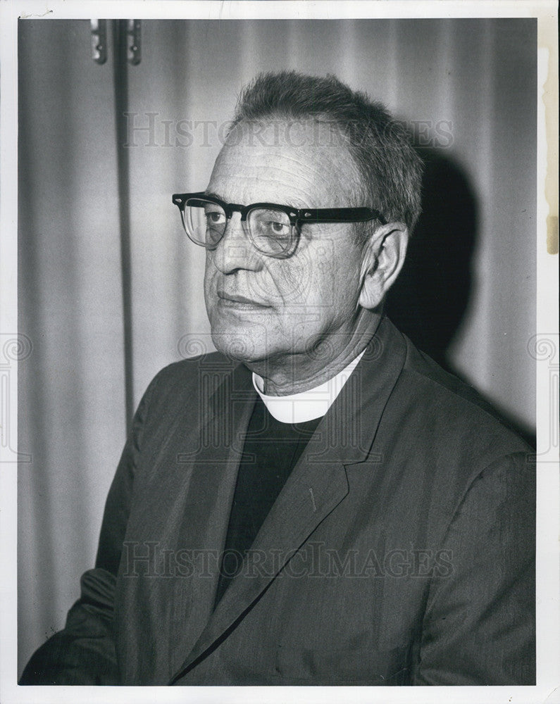 1961 Press Photo Rev Dr Joseph G Moore - Historic Images