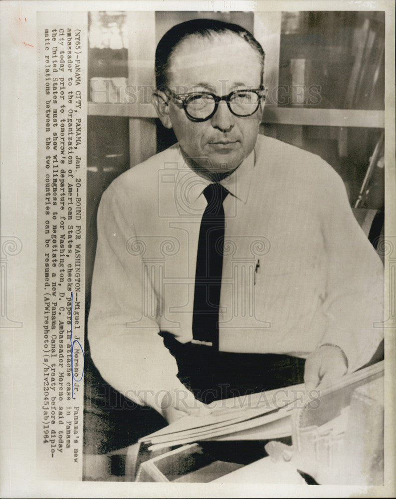 1964 Press Photo Ambassador Miguel J. Moreno - Historic Images
