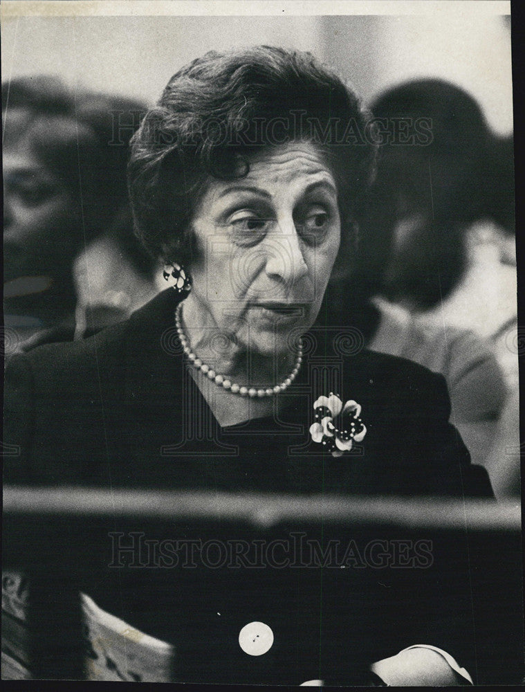 1967 Press Photo Mrs Charles Yarro Executive Officer on School Committee - Historic Images