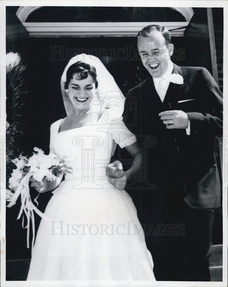 1960 Press Photo Mr and Mrs. Thomas J. Moorhead on their wedding day - Historic Images