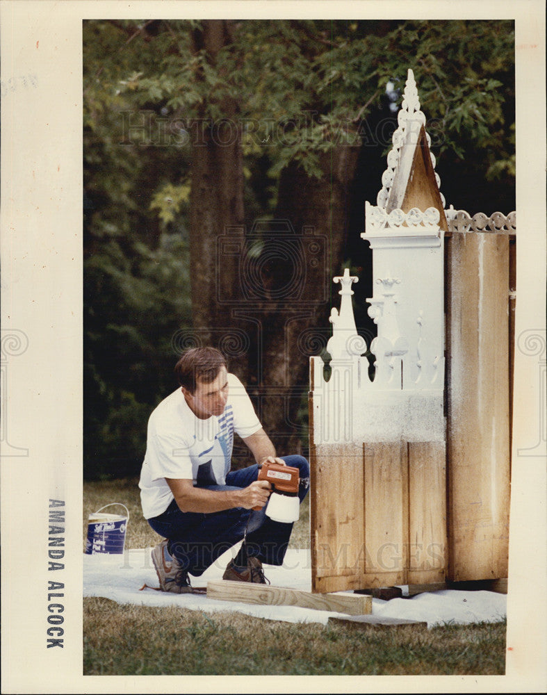 1991 Press Photo Kenneth E. Pryzbyla, travelling priest - Historic Images