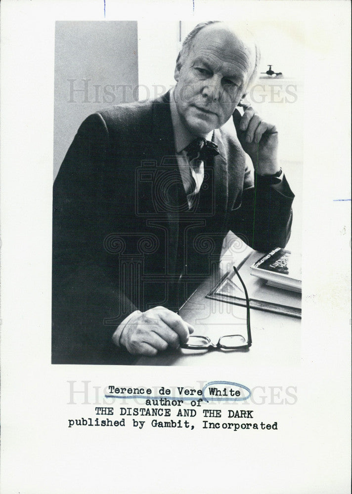 1973 Press Photo of Terence de Vere White, author &quot;The Distance and the Dark&quot; - Historic Images