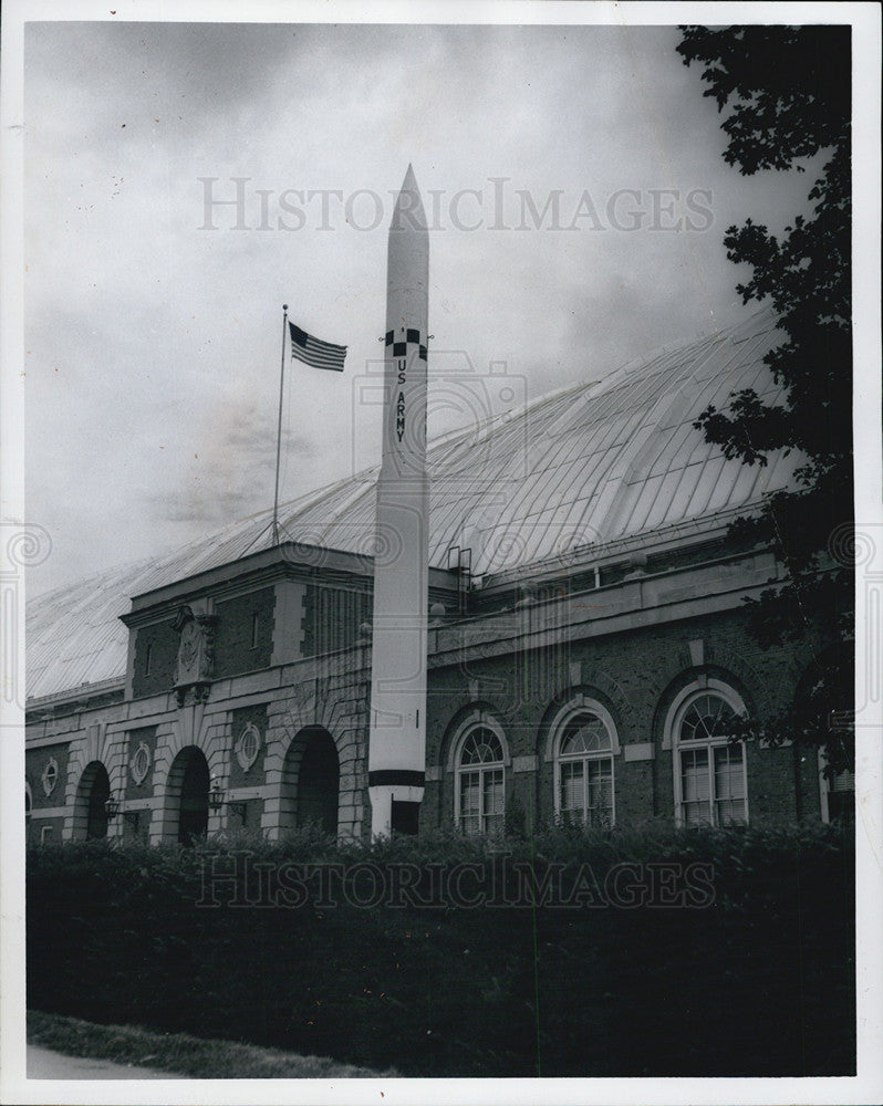 1960 Press Photo A new missile monument at the University of Illinois - Historic Images