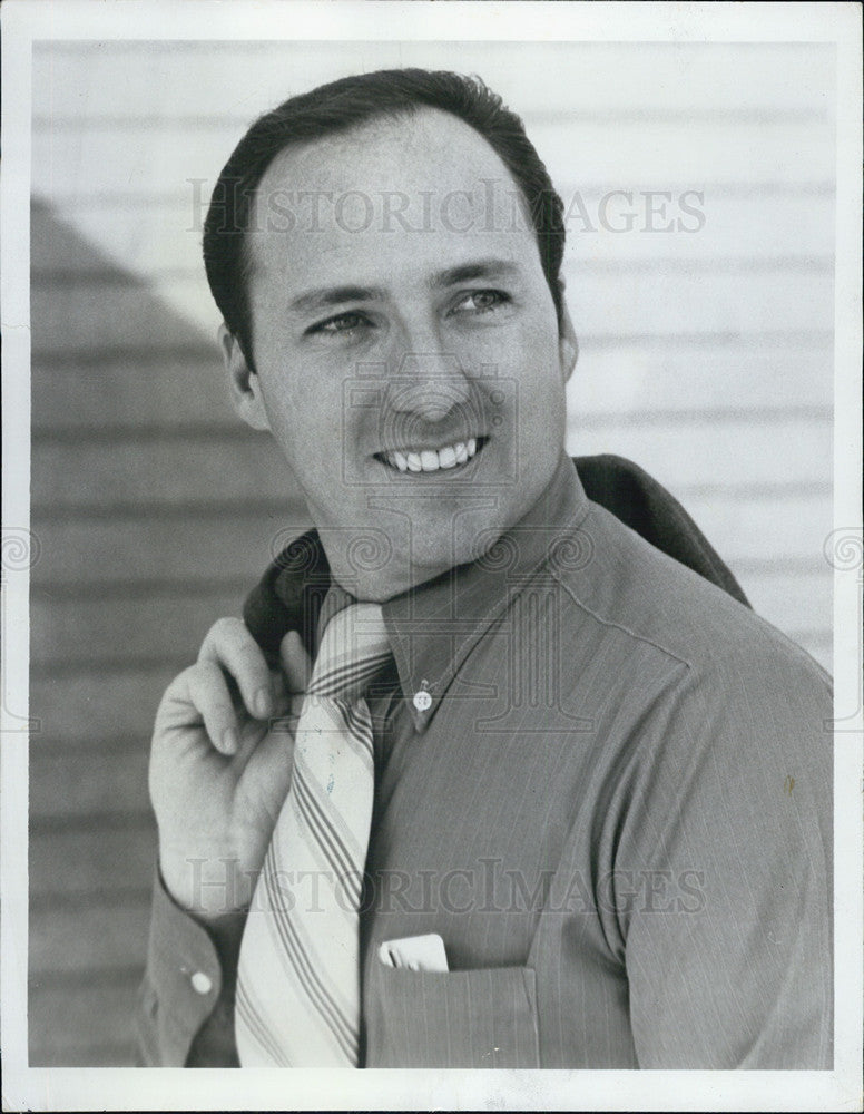 1974 Press Photo Joseph Wambaugh - Historic Images