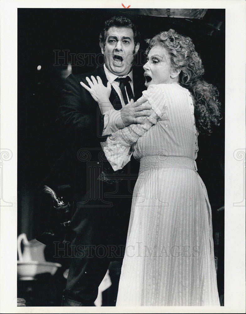 1990 Press Photo Placido Domingo and Marilyn Zschau in &quot;Girl of the Golden West&quot; - Historic Images