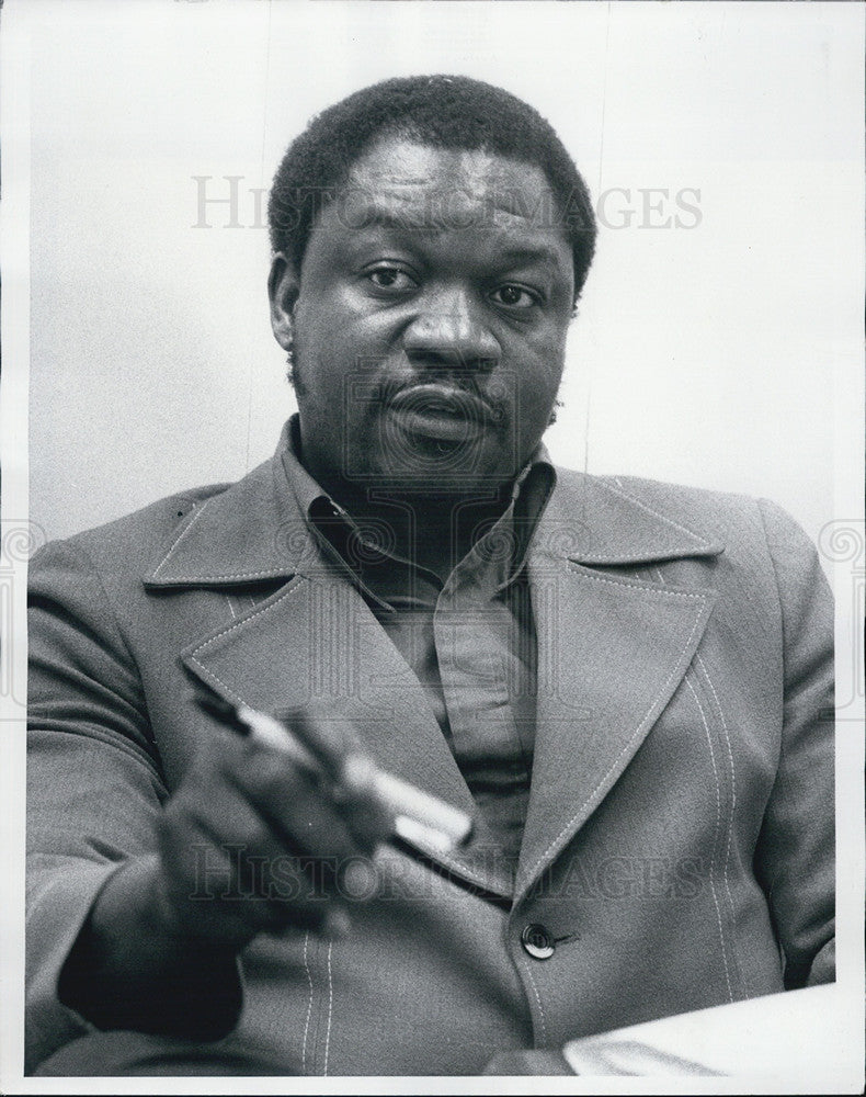1977 Press Photo Dr. John R. Porter, former Pastor - Historic Images