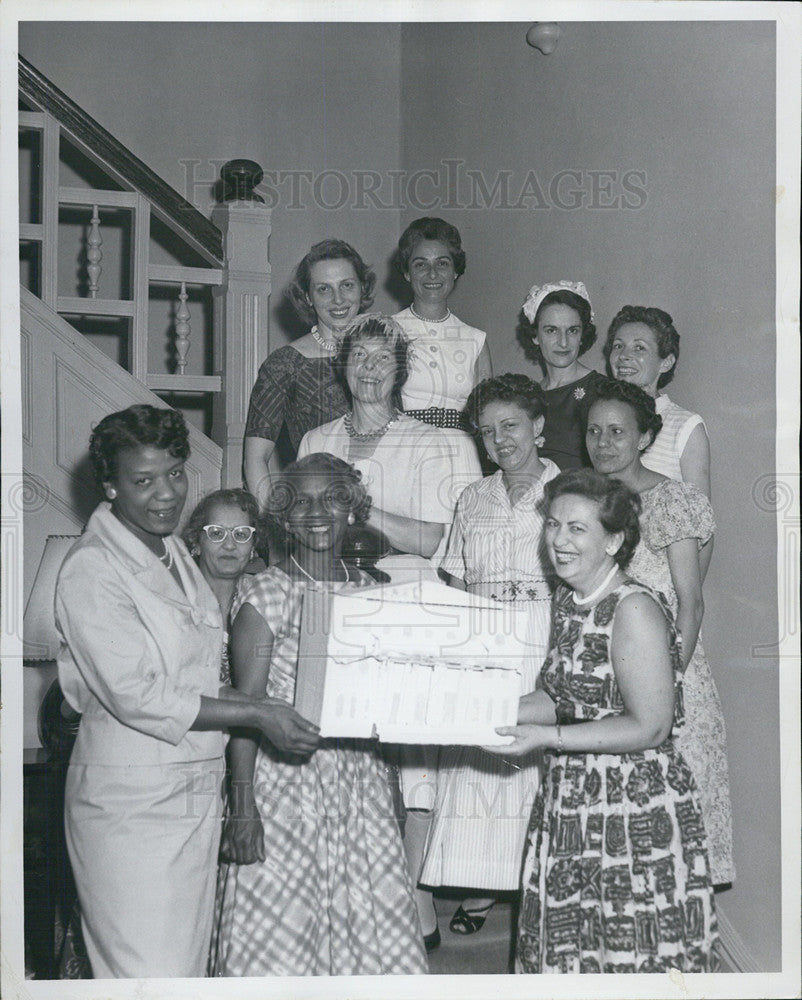 1959 Press Photo Mrs Ruth porter and HS PTa group - Historic Images