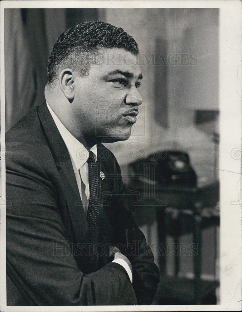 1968 Press Photo Whitney Young Urban League Director Press Conference Chicago - Historic Images