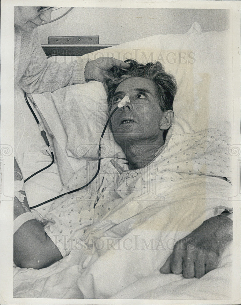 1972 Press Photo Vasile Posteuca Poet Cancer Victim - Historic Images