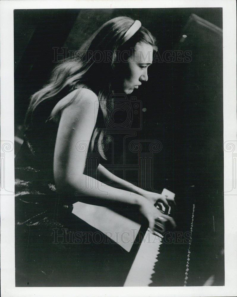 1974 Press Photo Victoria Pastnikova Pianist Soviet - Historic Images