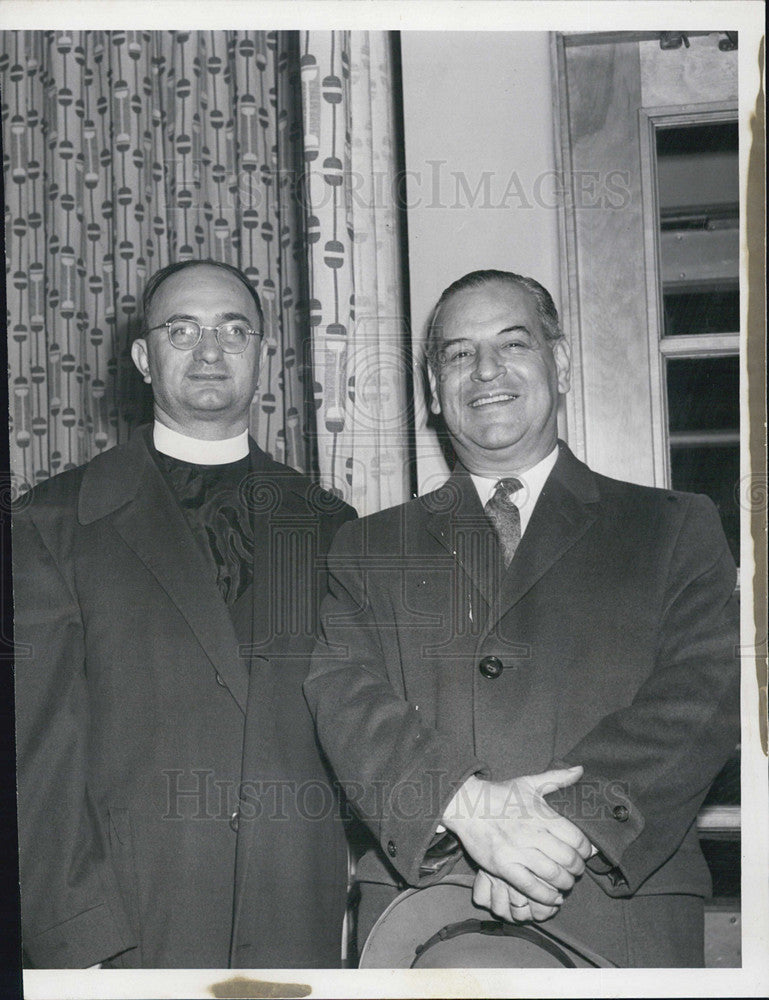 1958 Press Photo Archbishop Alberto Ramos of Brazil &amp; James Ryan - Historic Images