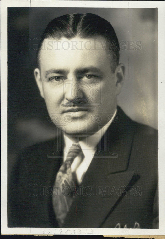 Press Photo Chester Moore Chairman Central Motor Freight - Historic Images