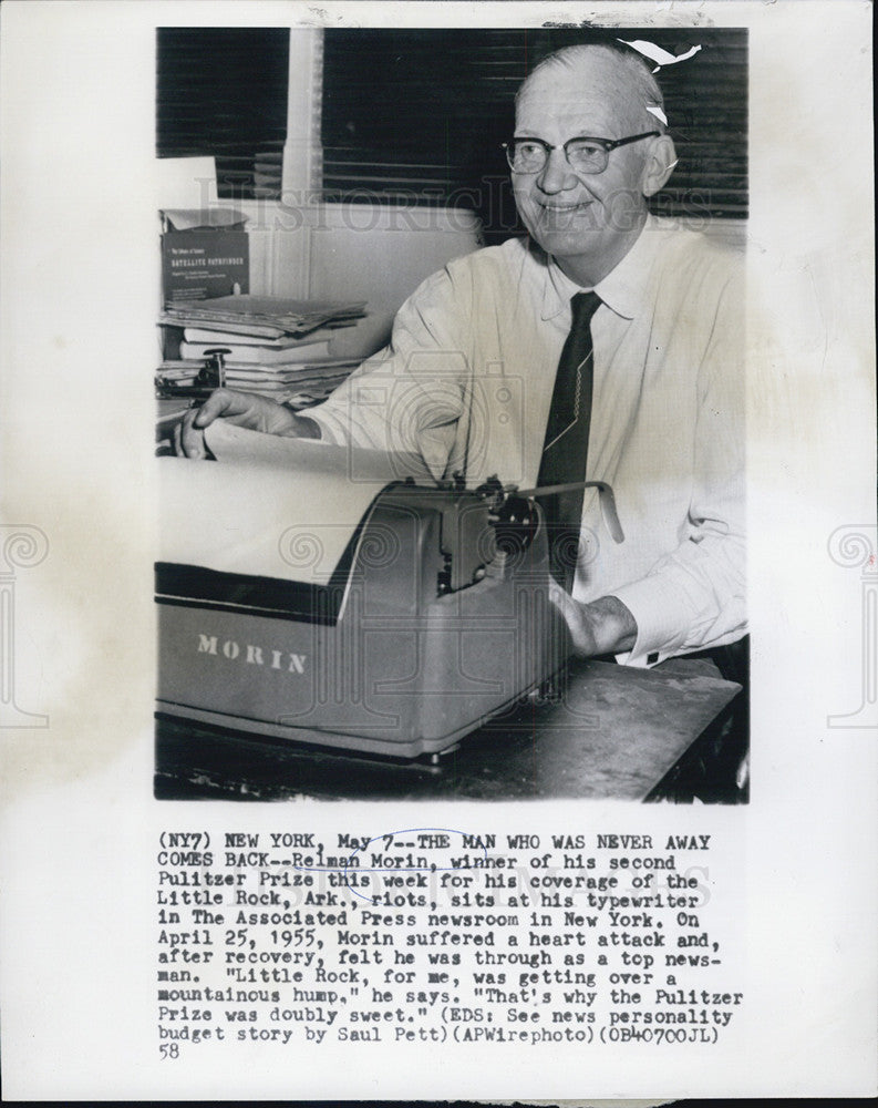 1961 Press Photo Relman Morin Pulitzer Prize Associated Press Writer New York - Historic Images