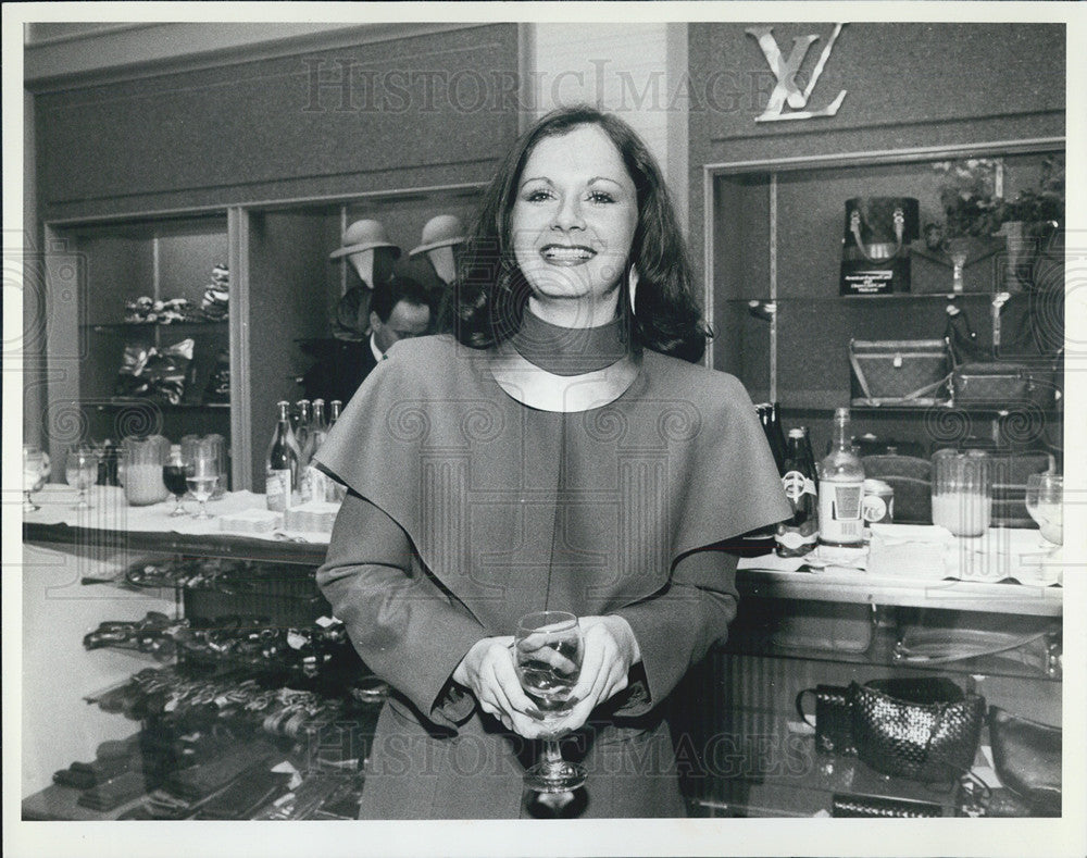 1981 Press Photo Exec Director of the Orchestra Siobhan O Mears - Historic Images