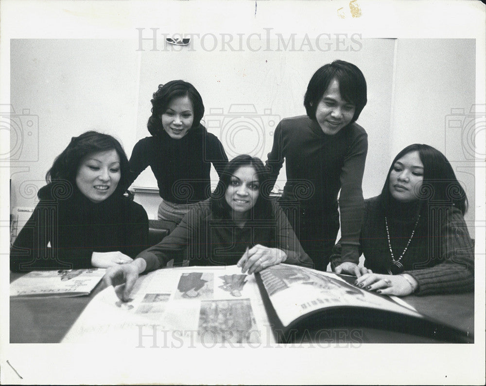 1974 Press Photo Asian Designers Deeda Oyama, Ligt Phan Smestad, Warsha Patel - Historic Images