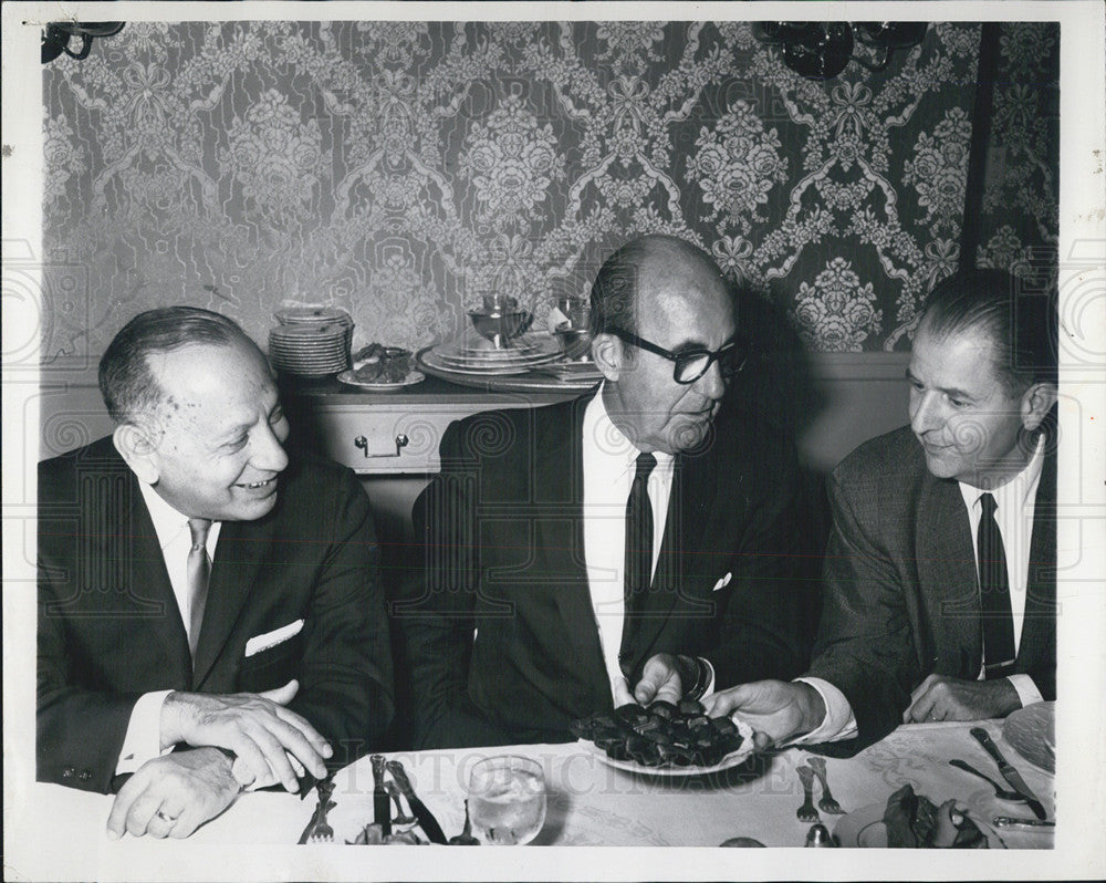 1962 Press Photo J. Ernes O'Brien National Association Tobacco Distribution - Historic Images
