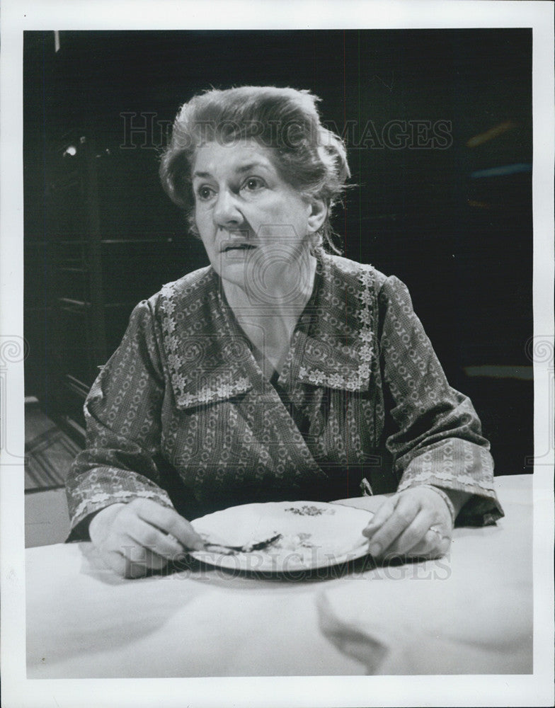 1977 Press Photo Maureen Stapleton &quot;The Glass Menagerie&quot; - Historic Images