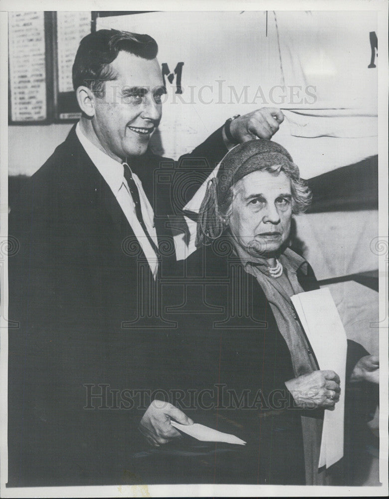 1953 Press Photo Robert B. Meyner Democratic Candidate Governor New Jersey - Historic Images