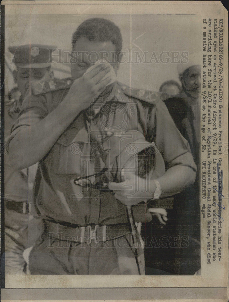 1970 Press Photo Unknown Statesman Arriving Funeral Egyptian President Nasser - Historic Images