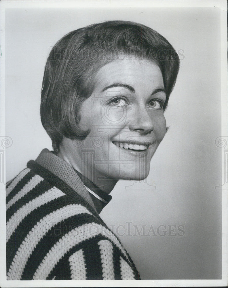 1968 Press Photo Brigid O&#39;Brien in Father Of The Bride - Historic Images