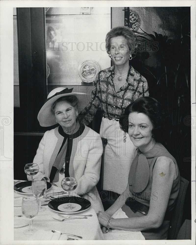 1974 Press Photo of Mrs. Ed F. Swift - Historic Images