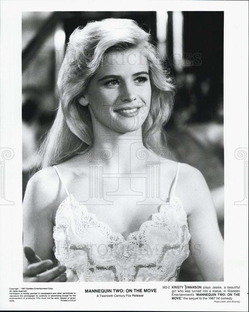 1991 Press Photo of Kristy Swanson in &quot;Mannequin Two: On The Move&quot; - Historic Images