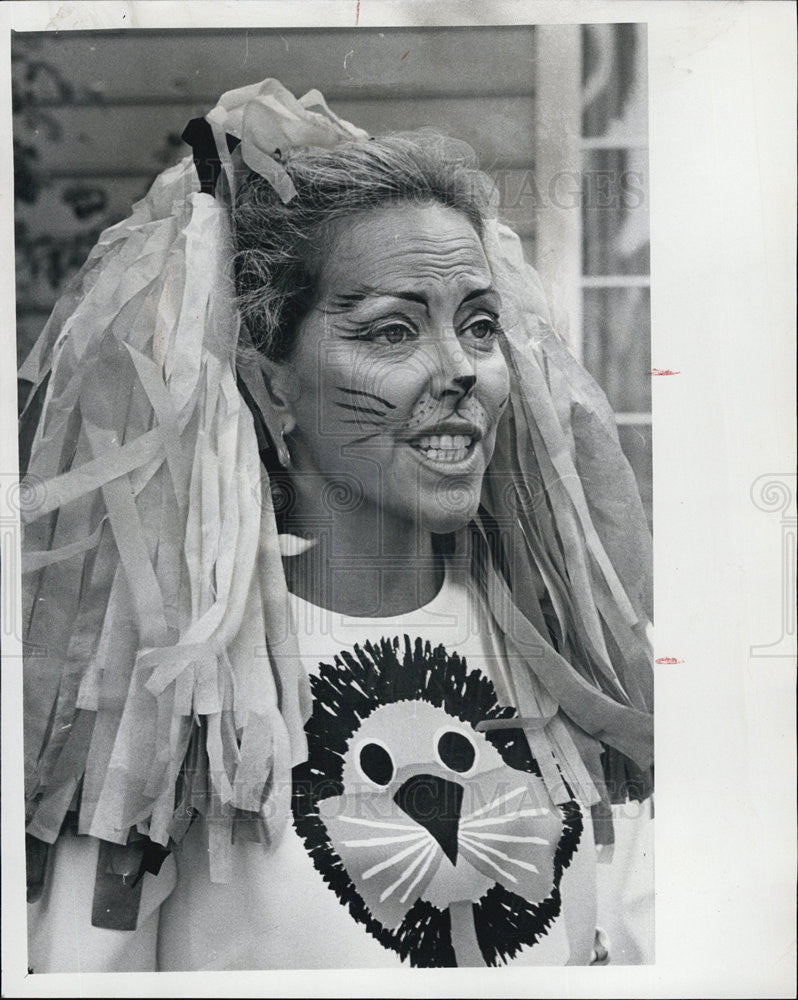 1969 Press Photo Mrs James McHale Lion Luncheon - Historic Images