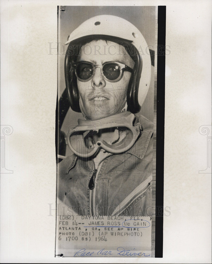 1964 Press Photo James Ross McCain Race Car Driver At Daytona Beach 500 Race - Historic Images