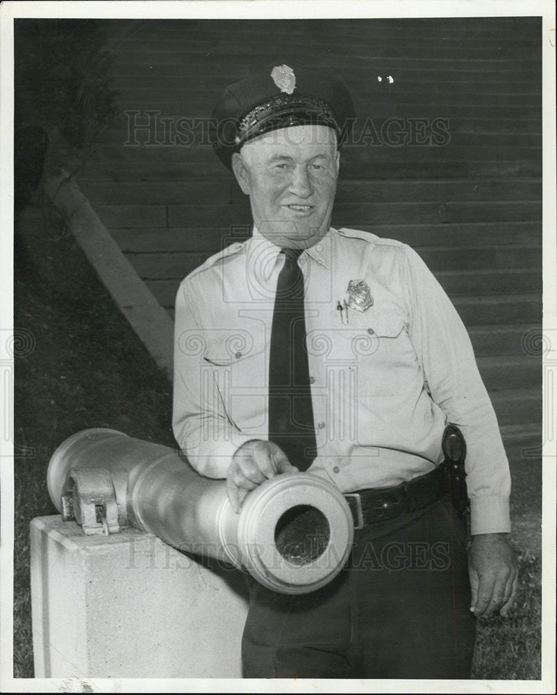 1962 Press Photo Sam McCormick Chicago Police Chief Cartinville - Historic Images