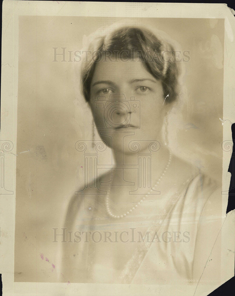1928 Press Photo Miss Winifred Smith Churchgoer - Historic Images