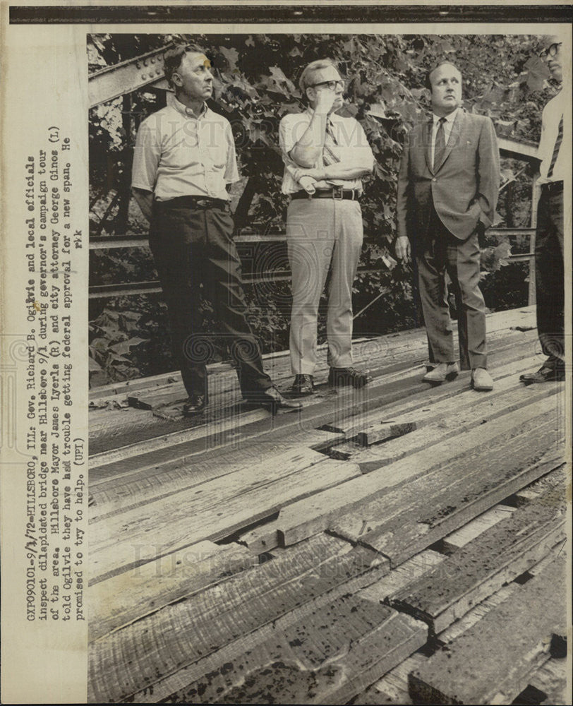 1972 Press Photo Gov. Richard B. Ogilvis and local officials inspect bridge - Historic Images