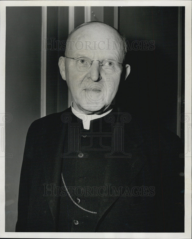 1951 Press Photo Head Shot Of Bishop Edwin V O&#39;Hara Kansas City MO - Historic Images