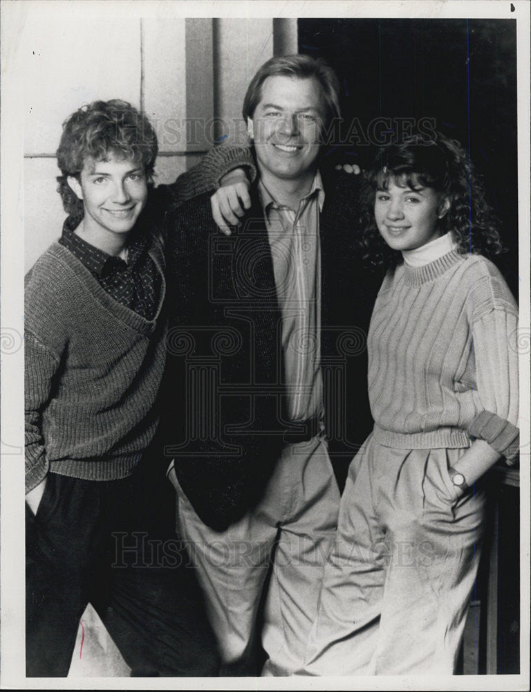 1988 Press Photo Actors Michael McKean, Jonathan Ward And Marcianne Warman - Historic Images