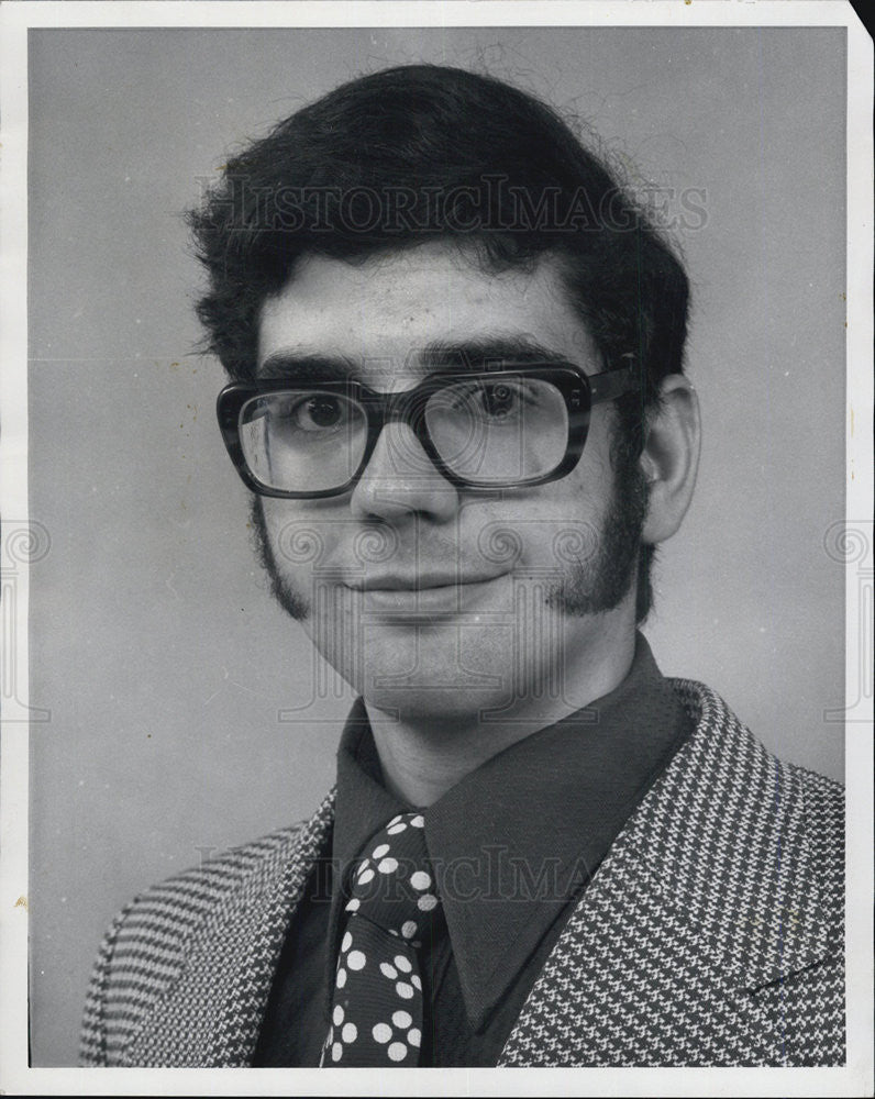 1974 Press Photo John Mckeague High school press conference - Historic Images