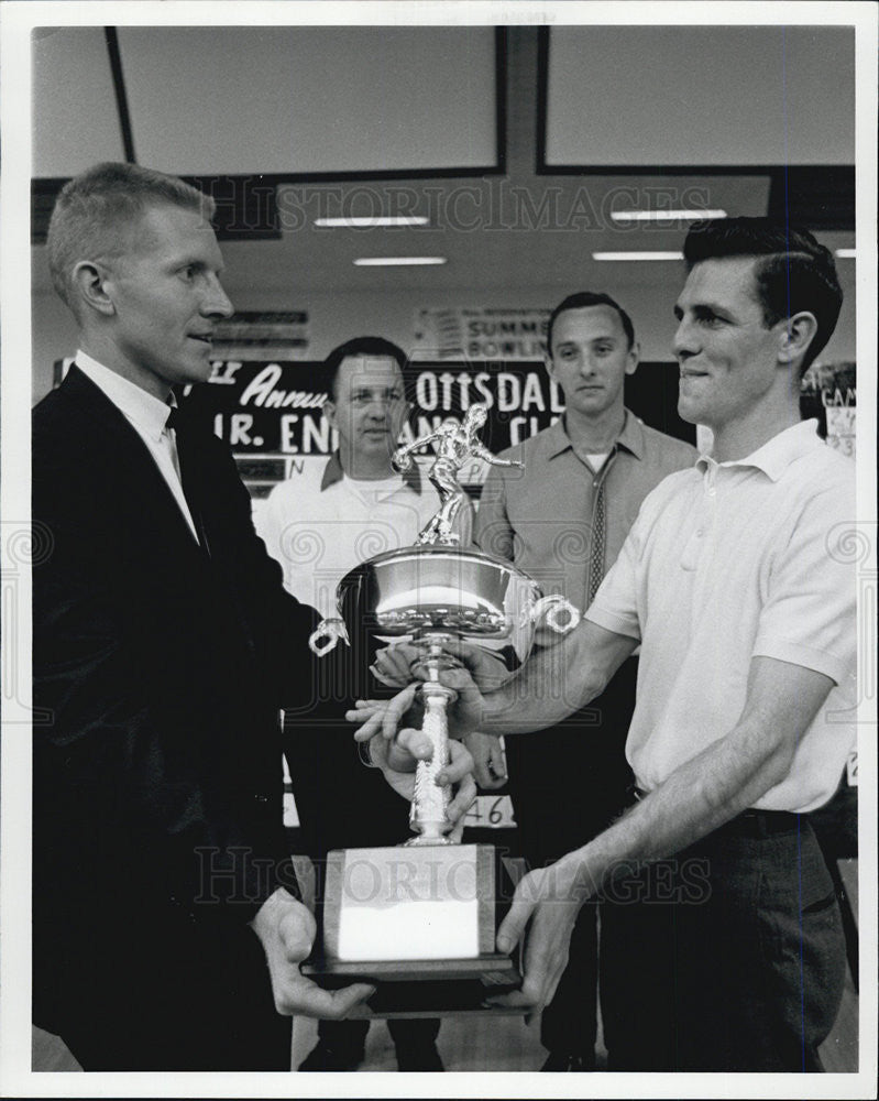 Press Photo Jack McGuire Endurance Classic Bowling - Historic Images