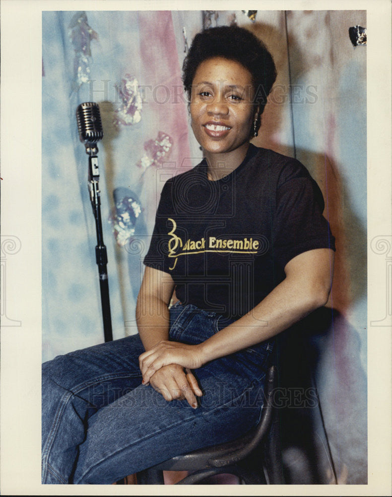 1990 Press Photo Jackie Taylor Chicago Theater Ike Tina Turner - Historic Images