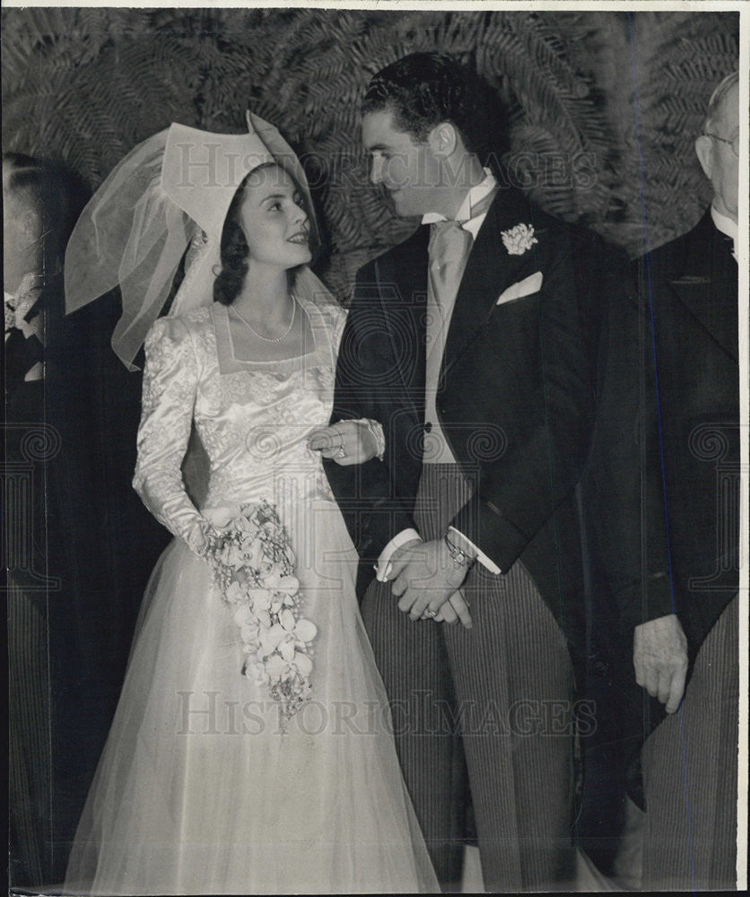 1940 Press Photo Carlotta Lagotio John McGuire Honolulu Marriage Wedding - Historic Images