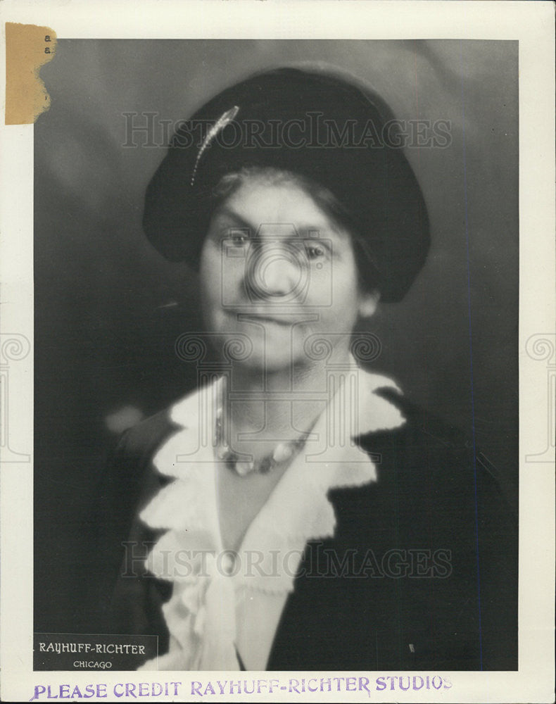 1931 Press Photo Uknown older middle aged woman - Historic Images